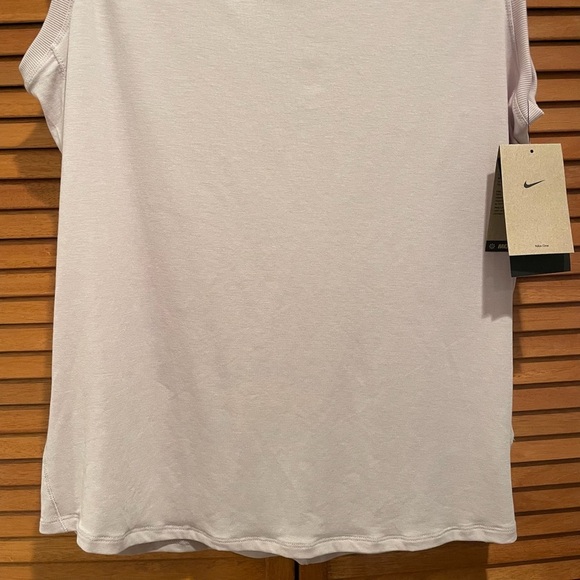 Nike One Dri-Fit Women’s Sleeveless Loose Fit Athletic Running Top Sz S NWT - Picture 4 of 6